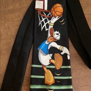 MARCH MADNESS 🏀Disney Donald Duck Tie🏀